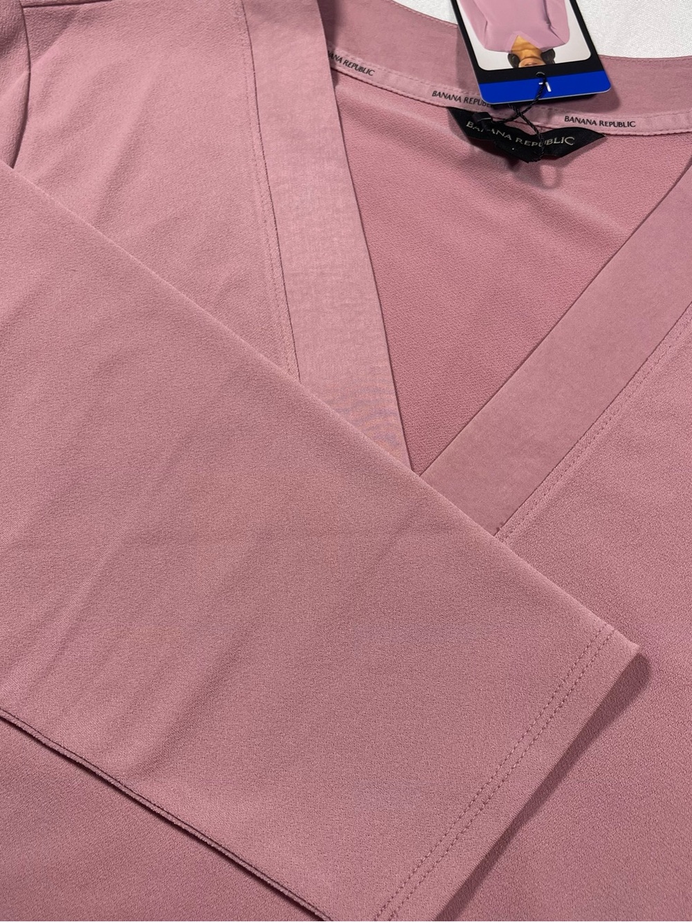 Banana Republic Women’s L Dusty Rose V-Neck 3/4 Sleeve Blouse NWT